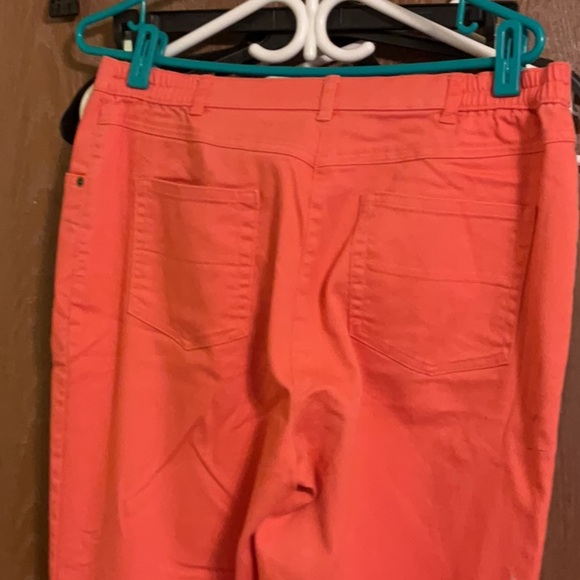 Ladies coral jeans size 12P EXCELLENT CONDITION - Picture 3 of 3